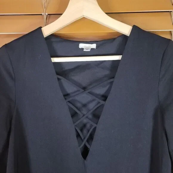 Ecoté (Anthropologie) Elegant Black V-Neck Lattice Dress - Picture 4 of 10